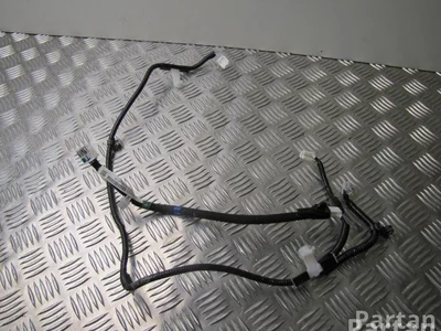 Lexus 8219A-0E080 / 8219A0E080 RX (_L2_) 2016 Harnais pour intérieur - Image 1