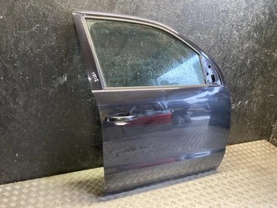 Volkswagen AMAROK Platform/Chassis (S1B) 2017 Porte Right Front - Image 1