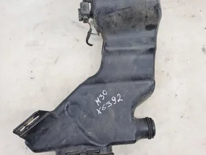 Mercedes-Benz A205860, A205869 C-CLASS (W205) 2015 Réservoir d'eau de nettoyage