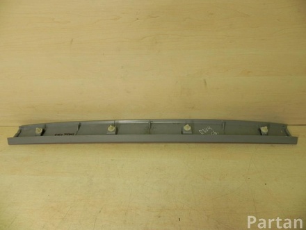 TOYOTA 67939-42020 / 6793942020 RAV 4 III (_A3_) 2006 Trim panel for hatch gate Upper