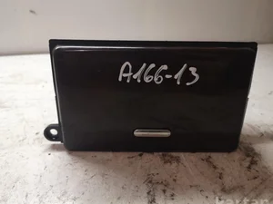 Audi 4D2863075R A8 (4D2, 4D8) 2001 Cendrier