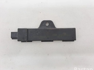 BMW 9220832 5 Touring (F11) 2012 Antenne - Image 1