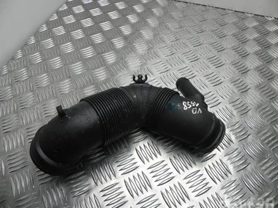 Škoda 3C0 129 654 P / 3C0129654P OCTAVIAII (1Z3) 2007 Prise d'air / Conduit d'air d'admission - Image 1