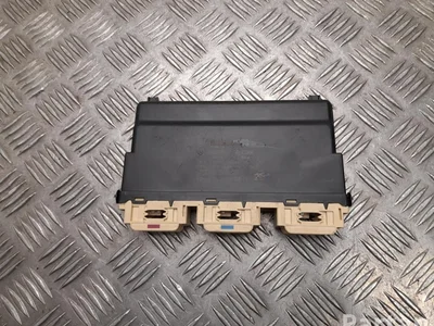 Mercedes-Benz A 222 900 37 04 / A2229003704 S-CLASS (W222, V222, X222) 2015 Unité de commande pour siège - Image 1