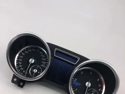 Mercedes-Benz A1669003606 M-CLASS (W166) 2012 Tableau de bord - Image 1