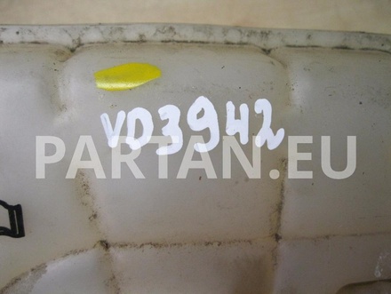 AUDI 4F0 121 403 B / 4F0121403B A6 (4F2, C6) 2005 Компенсационный бак охлаждающей жидкости