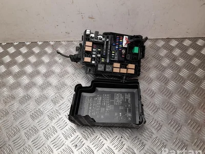 Kia 91271-J7870 / 91271J7870 XCeed (CD) 2021 Boîte à fusibles - Image 1