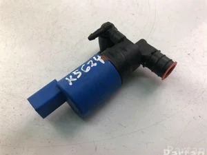 Volvo AV61-13K082-AA / AV6113K082AA V60 2013 Pompe à eau de lavage