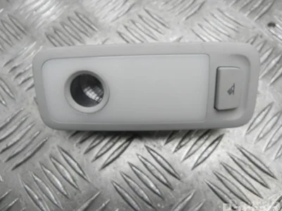 Audi 8R0 947 292 / 8R0947292 Q5 (8R) 2010 Lumière intérieure - Image 1