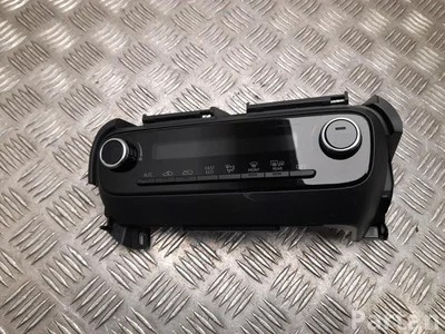 Toyota 55900-0DN30 / 559000DN30 Yaris P210 2022 Contrôle automatique de la climatisation - Image 1