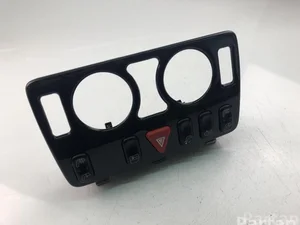 Mercedes-Benz 2108200151 E-CLASS (W210) 2000 Schalter für Sitzheizung