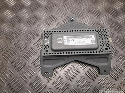 Tesla 1527974-00-D / 152797400D Model Y 2022 unité de contrôle - Image 1