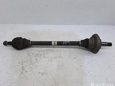 Mercedes-Benz A2053503919 C-CLASS (W205) 2016 Pusašis kairysis galinis - Nuotrauka 1