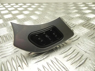 Alfa Romeo 156088499 GIULIETTA (940_) 2011 Commutateur multiple - Image 1