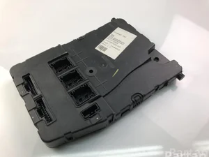 Renault 8200306434; 8200326045 / 8200306434, 8200326045 GRAND SCÉNIC II (JM0/1_) 2006 Unidad de control central para sistema de confort