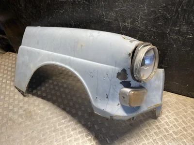 Mercedes-Benz W110 200D 1965 Aile right side - Image 1