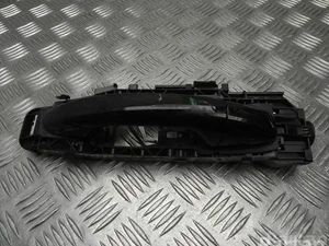Mercedes-Benz A 099 760 45 00 / A0997604500 GLC (X253) 2017 Poignée de porte Right Front