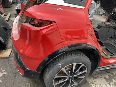 Renault MEGANE E 2023 Quart de corps Right Rear - Image 1