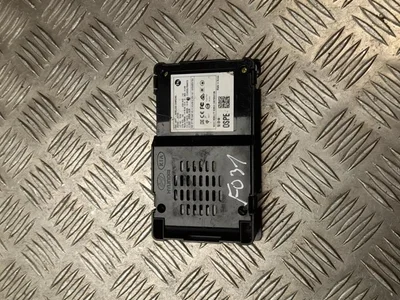 Hyundai 95560-J9700 / 95560J9700 KONA 2022 Bouton de chargement sans fil - Image 1