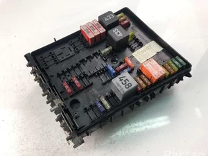 Volkswagen 1K0937125 GOLF PLUS (5M1, 521) 2011 Boîte à fusibles