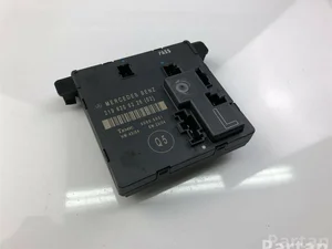 Mercedes-Benz 2198200226 E-CLASS (W212) 2009 Aparato de mando