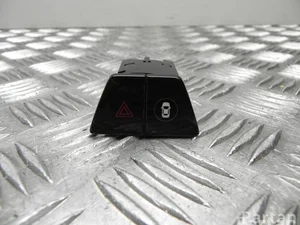 BMW 6993047 5 (G30) 2018 Éclairage d'urgence / interrupteur de danger