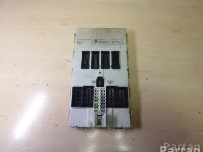 BMW 9325654 4 Coupe (F32, F82) 2014 Boîte à fusibles - Image 1