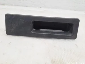 BMW 7368752 5 Touring (F11) 2012 Poignée de coffre