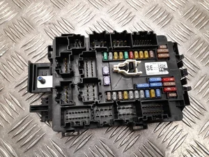 Tesla 1094409-00-E / 109440900E MODEL S 2017 Boîte à fusibles