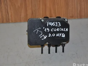 Toyota 4451012600 ; 11304041340 ; 8954112E30 / 4451012600, 11304041340, 8954112E30 COROLLA (E210) Estate 2019 Unité de commande hydraulique ABS