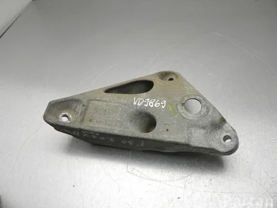 BMW 6784829 3 (F30, F80) 2013 Support - Image 1