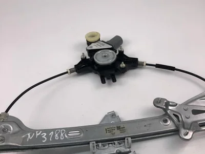 Toyota 6981002722 COROLLA (E210) Estate 2021 Moteur de lève-vitre Right Front - Image 1