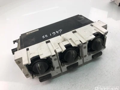 Volvo 889558 V40 Estate (VW) 2002 Unidad de control, control automático del aire acondicionado - Imagen 1