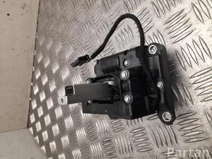 Audi 8W1 713 041 N / 8W1713041N A4 Avant (8W5, B9) 2021 Gear Lever Automatic Transmission