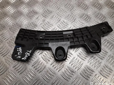 Mazda DFR551U40 CX-30 DM 2022 Support pour pare-chocs Left Rear - Image 1