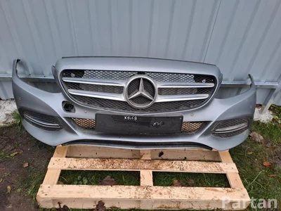 Mercedes-Benz KLASA C (W205) 2015 Zderzak z przodu - Obraz 1