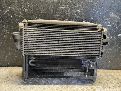 Jeep 52014787AC, 52014708AD GRAND CHEROKEE IV (WK, WK2) 2016 Radiateur Refroidisseur d'air comprimé intermédiaire Ventilateur de radiateur Condenseur - Image 1