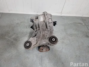 Land Rover HK834A213LC, HK83-4A213-LC / HK834A213LC, HK834A213LC RANGE ROVER VELAR (L560) 2022 Galinės ašies reduktorius