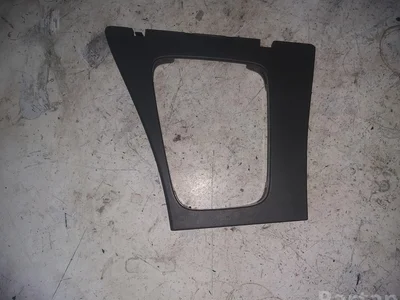 Volvo 9192967 V70 II (SW) 2003 Garniture /moulage - Image 1