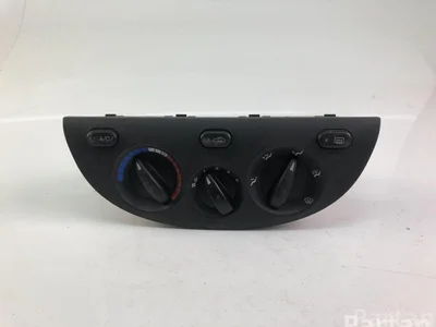 Chevrolet 96262848 CAMARO Convertible 2002 Contrôle automatique de la climatisation - Image 1