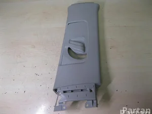 Toyota 62410-02070, 73023-02011, 73255-02020 / 6241002070, 7302302011, 7325502020 AURIS (_E15_) 2009 Tapisserie voiture right side