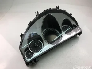 Mercedes-Benz A2129009900 E-CLASS (W212) 2011 Tableau de bord