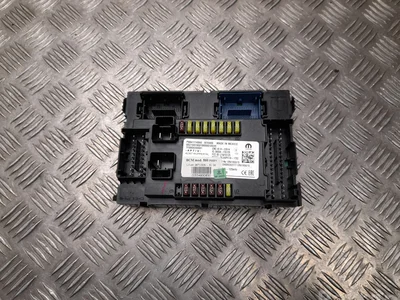 Jeep P68411149AE COMPASS (MP) 2020 Boîte à fusibles - Image 1