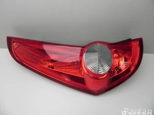 Opel 35604-52 K00, 89071627, E2 07101 / 3560452K00, 89071627, E207101 AGILA (B) (H08) 2010 Feu arrière