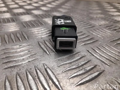 Opel 9848394780 Grandland 2025 Urządzenie wejściowe USB - Zdjęcie 1