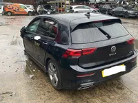 K175 Golf 8 2021 1.5 DFYA + UUF - Thumbnail 3