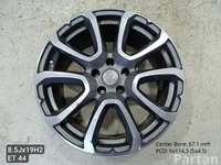 Maserati 670044699 LEVANTE 2017 Alufelgen R19 ET44 EJ 8.5 5x114.3