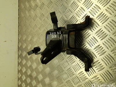 Toyota B9 AURIS (_E18_) 2013 Support moteur - Image 1