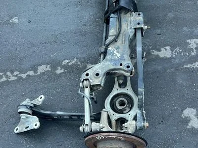 Opel 23416980 INSIGNIA B Sports Tourer (Z18) 2019 poutre d'essieu arrière - Image 1