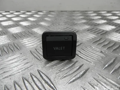 Audi 8XA 857 136 / 8XA857136 A6 (C8/4K) (2018 - ) 2019 Commutateur/ Bouton - Image 1